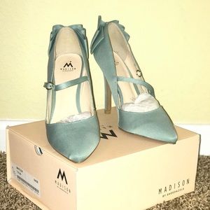 Matilda heels in sage (7.5 US)